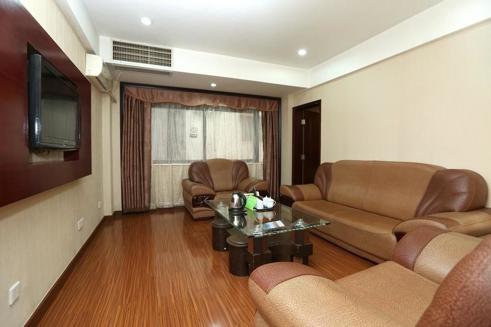 Yile Hotel Guangzhou Exterior photo